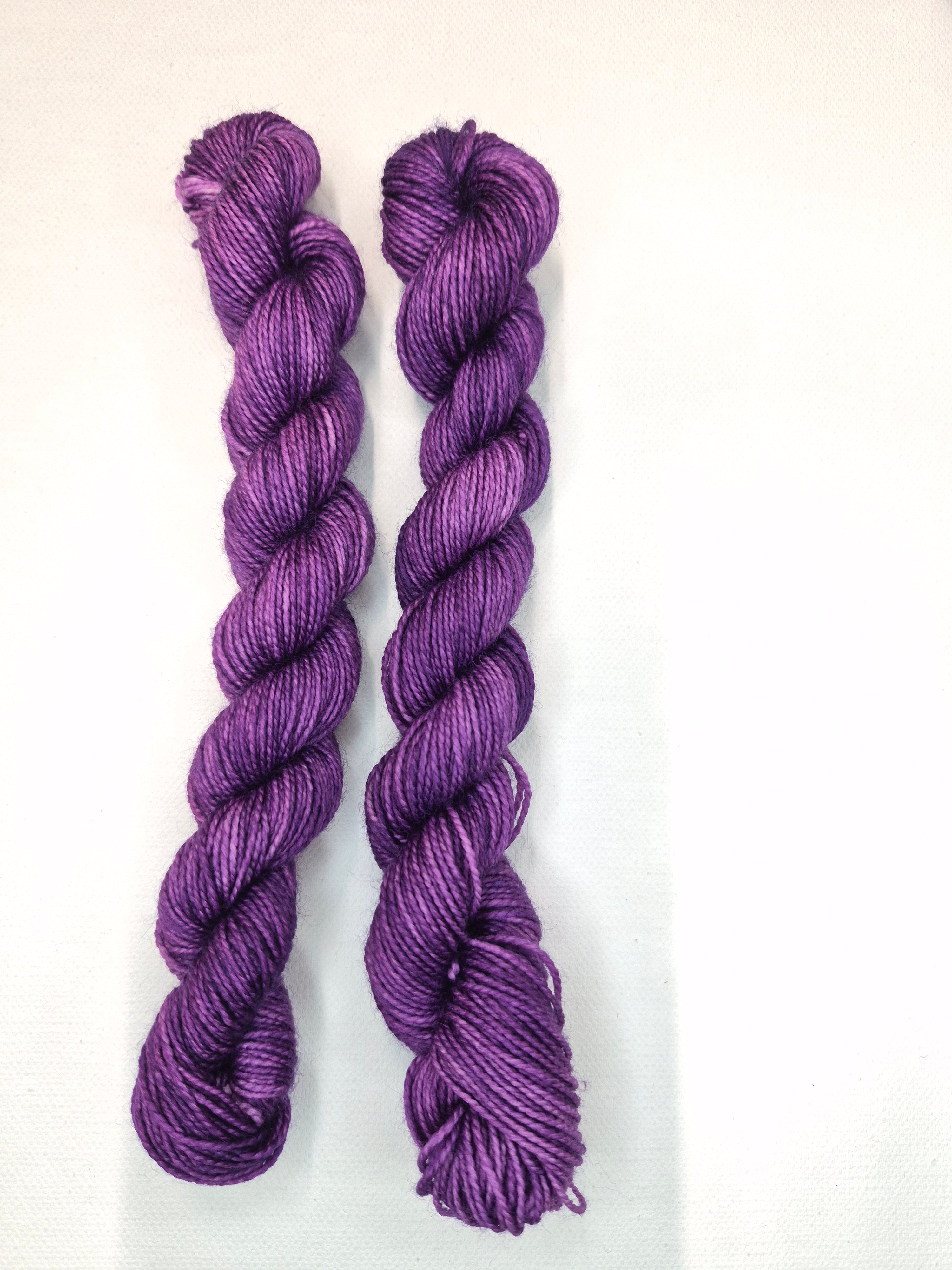 Djúp Fjóla - Mini hespa