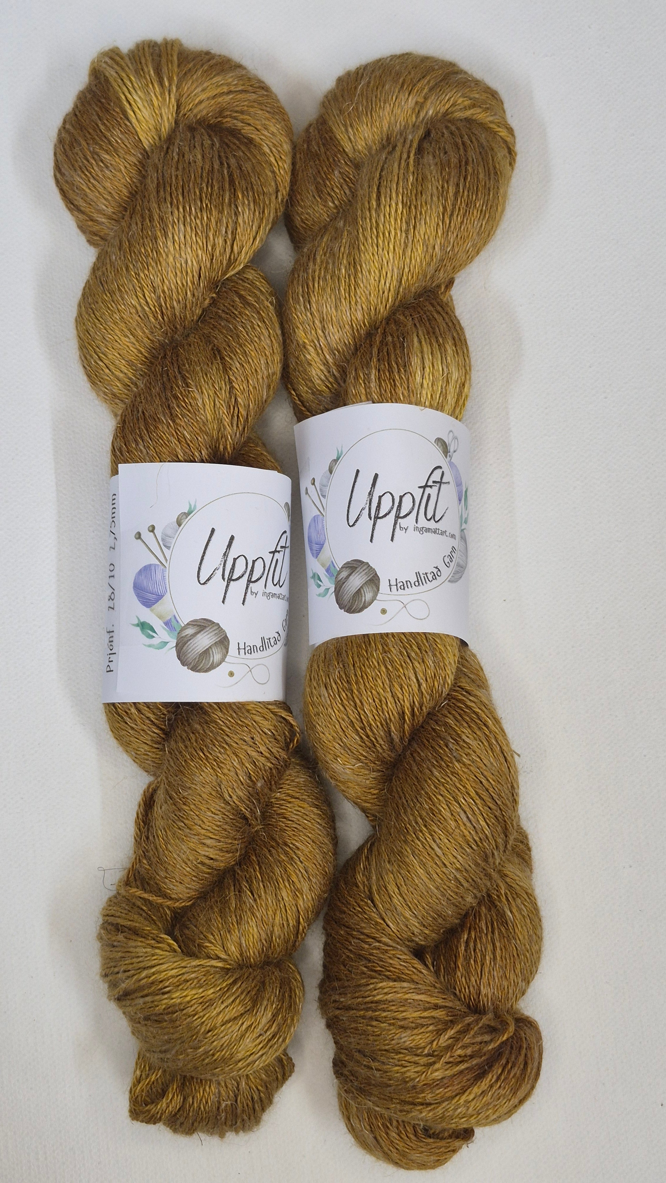 Gullgragari- Egyptian 4ply